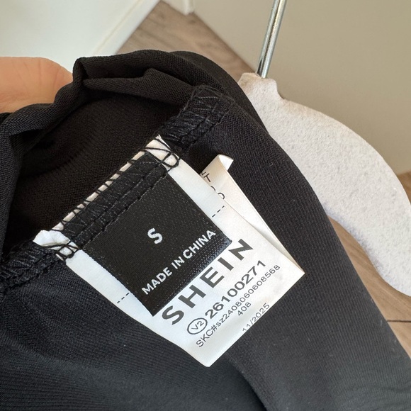 SHEIN Black Backless Halter Dress - Picture 11 of 11